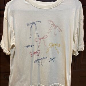 C&C California women’s Cream Tee with Bow Accents